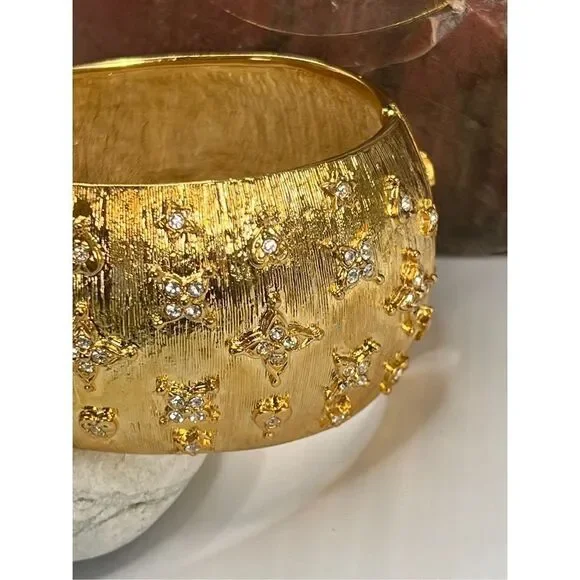 Gold & Crystal Bracelet Kenneth Jay Lane Hearts & Stars